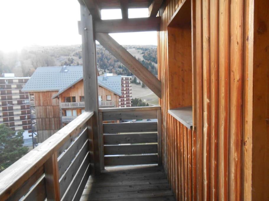 Jolie Vue De L'Heliantheme Apartment Le Devoluy Exterior photo